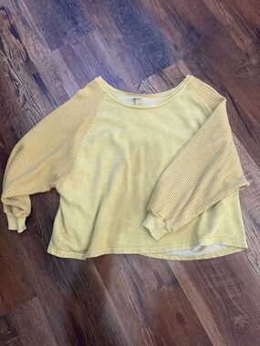 Lightweight Yellow long sleeve top
